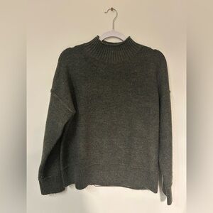 Universal Thread Dark Green Turtleneck Sweater